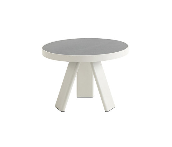 Esedra Round coffee table | Coffee tables | Ethimo