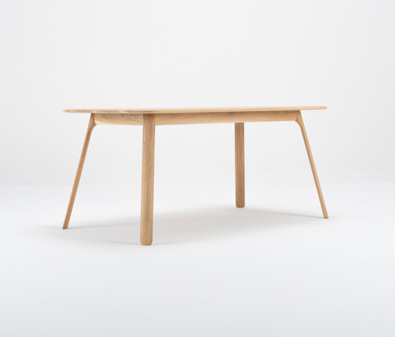 Teska table | 160x90 | Esstische | Gazzda