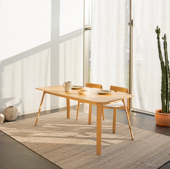 Teska table | 160x90 | Esstische | Gazzda