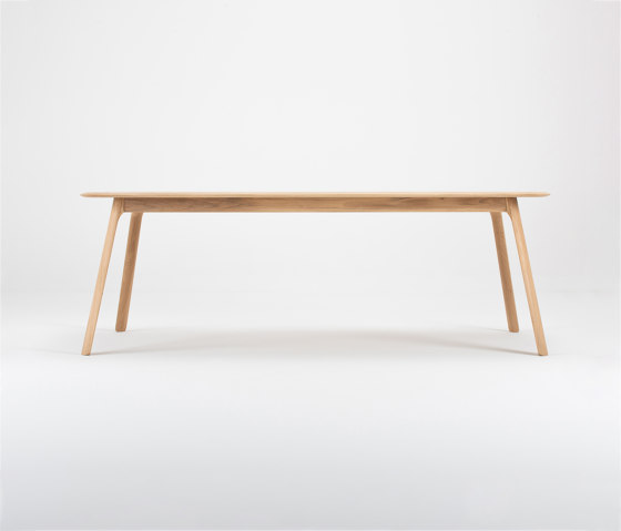 Teska table | 220x90 | Tables de repas | Gazzda