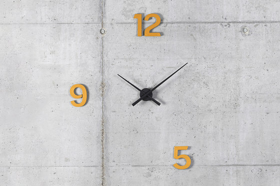 bFRIENDS Wall Clock | Orologi | Bene