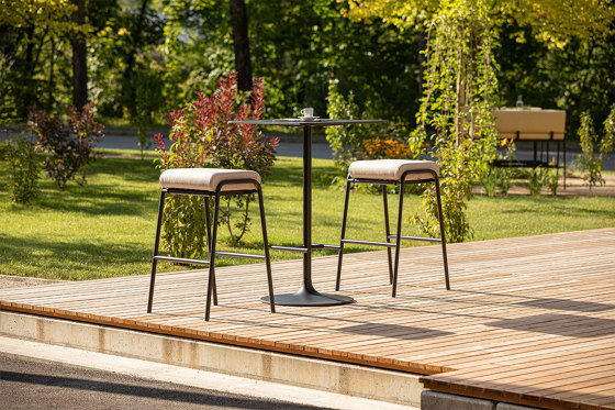 CASUAL Outdoor Table high | Mesas auxiliares | Bene