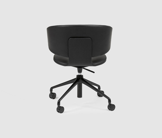 STUDIO Chair with Castors | Chairs | Bene