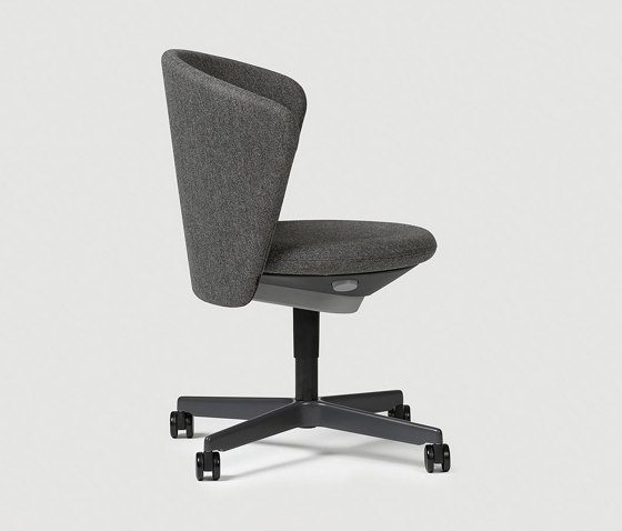 BAY Chair | Stühle | Bene