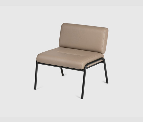 CASUAL Lounge Chair | Poltrone | Bene