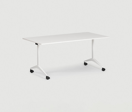 FLEX swivel table bold | Tables d'appoint | Bene