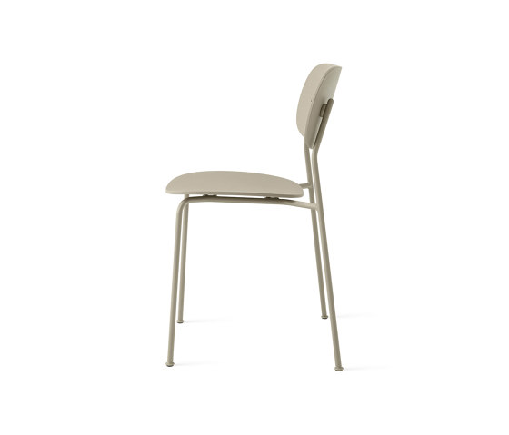 Co Dining Chair | Plastic Seat and Back | Olive | Chairs | Audo Copenhagen