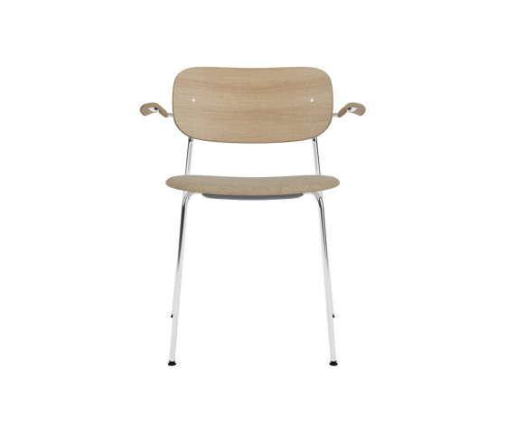 Co Dining Chair w. Armrest | Chrome Base | Upholstered Seat, Oak Back | Audo Bouclé - Beige 02 | Natural Oak | Sillas | Audo Copenhagen