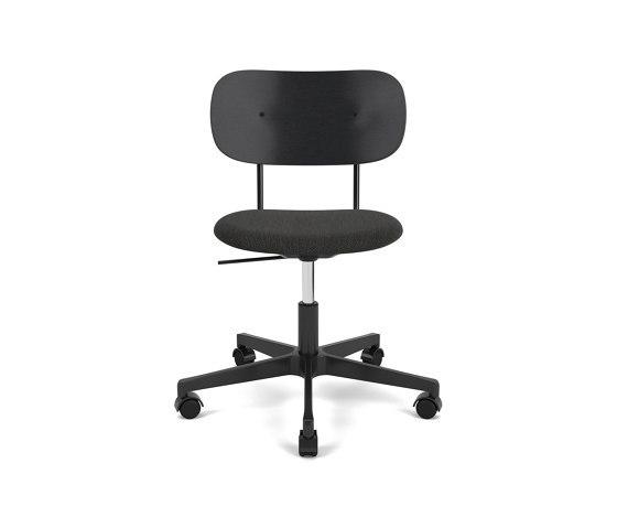 Co Task Chair | Star Base w. Casters | Black Aluminum | Upholstered Seat, Veneer Back | Re-wool - Black, 0199 | Black Oak | Arbeitshocker | Audo Copenhagen