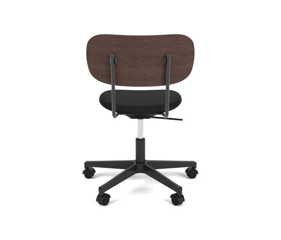 Co Task Chair | Star Base w. Casters | Black Aluminum | Upholstered Seat, Veneer Back | Sierra - Black, 1001 | Dark Stained Oak | Tabourets de bureau | Audo Copenhagen