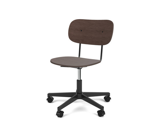 Co Task Chair | Star Base w. Casters | Black Aluminum | Veneer Seat and Back | Dark Stained Oak | Taburetes de oficina | Audo Copenhagen