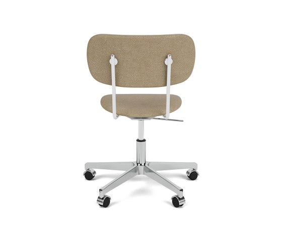 Co Task Chair | Star Base w. Casters | Polished Aluminum | Fully Upholstered | Audo Bouclé - Beige, 02 | Swivel stools | Audo Copenhagen