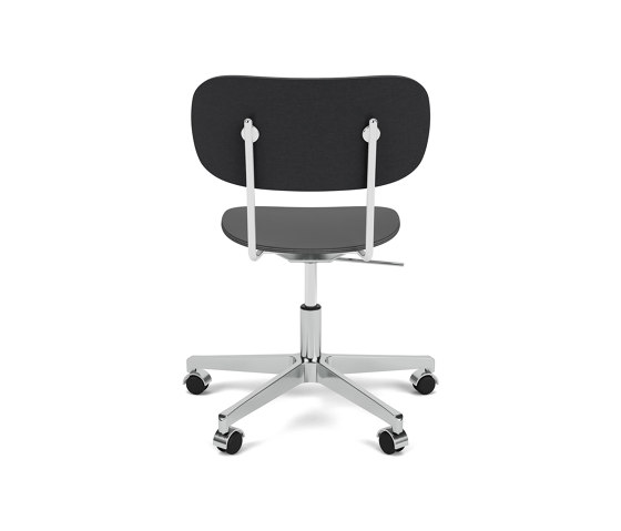 Co Task Chair | Star Base w. Casters | Polished Aluminum | Veneer Seat and Back | Black Oak | Taburetes de oficina | Audo Copenhagen