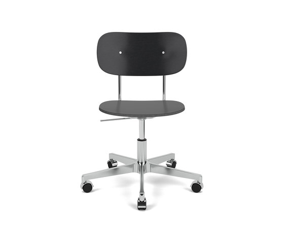 Co Task Chair | Star Base w. Casters | Polished Aluminum | Veneer Seat and Back | Black Oak | Taburetes de oficina | Audo Copenhagen