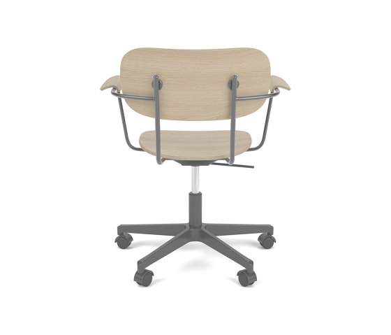 Co Task Chair W. Armrest | Star Base w. Casters, Black Aluminium | Veneer Seat and Back | Natural Oak | Arbeitshocker | Audo Copenhagen