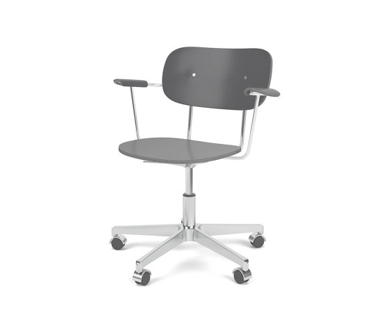 Co Task Chair W. Armrest | Star Base w. Casters, Polished Aluminium | Veneer Seat and Back | Black Oak | Tabourets de bureau | Audo Copenhagen