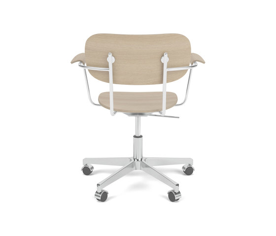 Co Task Chair W. Armrest | Star Base w. Casters, Polished Aluminium | Veneer Seat and Back | Natural Oak | Arbeitshocker | Audo Copenhagen