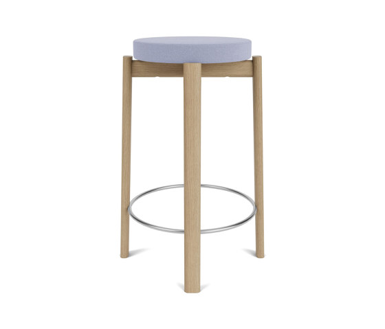 Passage Counter Stool, Natural Oak Base, Upholstered Seat, Steel Ring | Vidar - Purple, 0723 | Sedie bancone | Audo Copenhagen