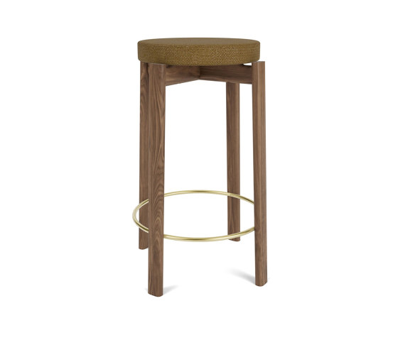 Passage Counter Stool, Walnut Base, Upholstered Seat, Brass Ring | Audo Bouclé - Gold, 06 | Sillas de trabajo altas | Audo Copenhagen