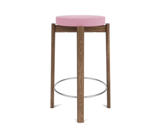 Passage Counter Stool, Walnut Base, Upholstered Seat, Steel Ring | Vidar - Pink, 0526 | Counterstühle | Audo Copenhagen