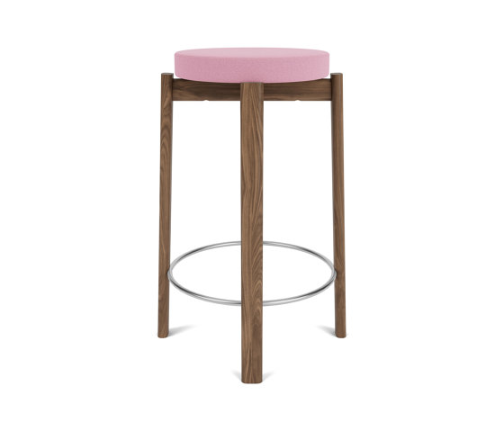 Passage Counter Stool, Walnut Base, Upholstered Seat, Steel Ring | Vidar - Pink, 0526 | Counter stools | Audo Copenhagen