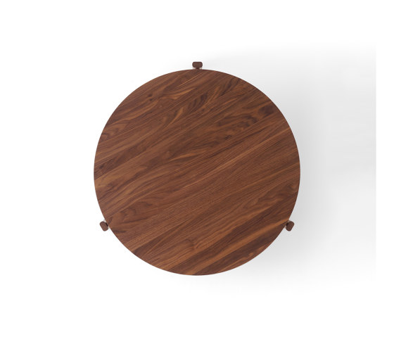 Passage Lounge Table,Ø90 CM | Walnut | Coffee tables | Audo Copenhagen