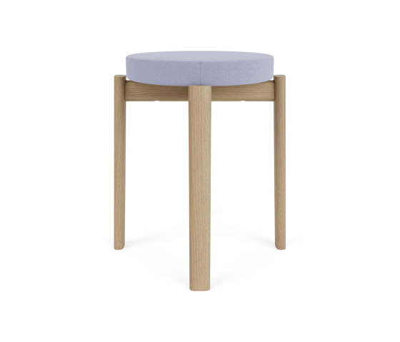 Passage Stool, Natural Oak Base, Upholstered Seat | Vidar - Purple, 0723 | Hocker | Audo Copenhagen