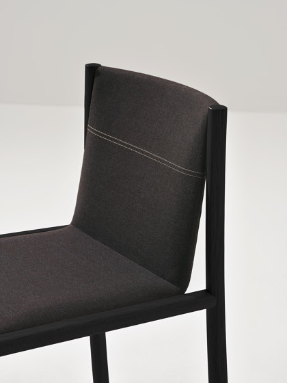 Kata | Chair Fully Upholstered | Chairs | Arper