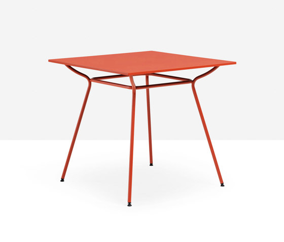 Ola/4 | Bistro tables | Midj