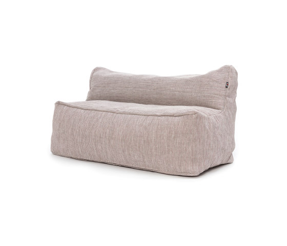 Dotty Pouf Love Seat Plum | Sofas | Roolf Outdoor Living