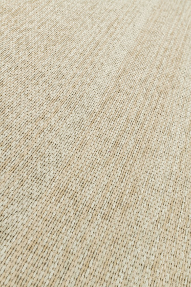 Silky Outdoor Rug Tweed Champagne | Tapis / Tapis de designers | Roolf Outdoor Living