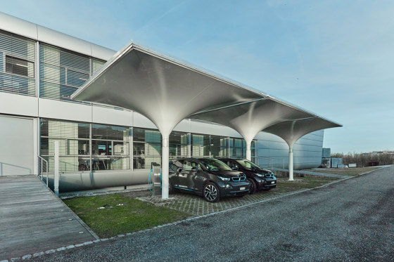 Solar Carport Symmetric | Parasols | MDT-tex