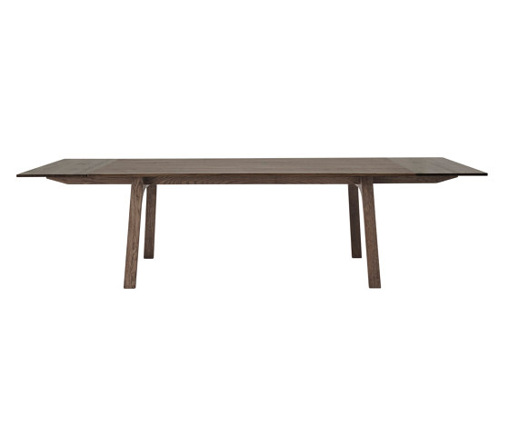 Earnest Extendable Table | 205 X 100 CM | 80.75 X 39.5" | Dining tables | Muuto