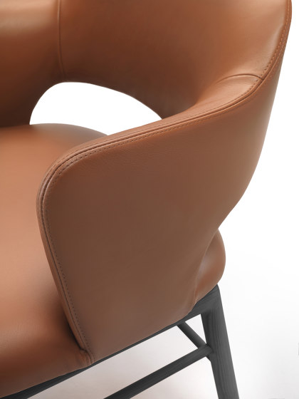 Alma | Chairs | Flexform