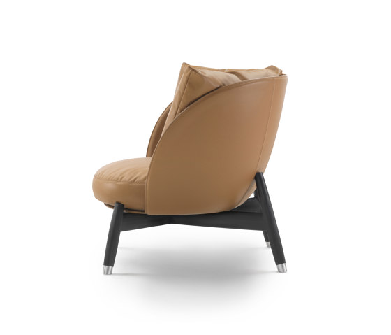 Eri armchair | Armchairs | Flexform