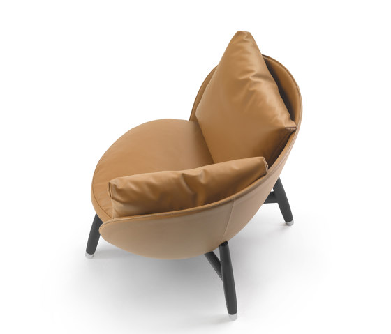 Eri armchair | Fauteuils | Flexform