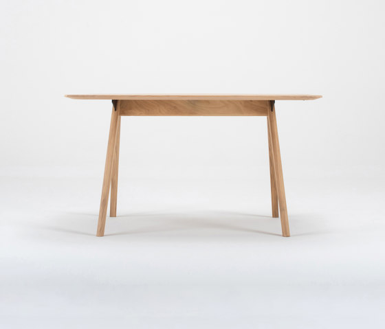Ava Table | 140x90 | Esstische | Gazzda