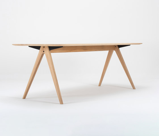 Ava Table | 220x90 | Esstische | Gazzda