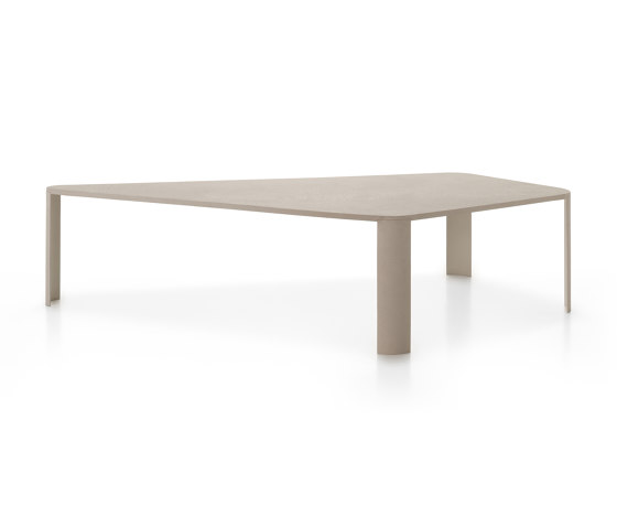 Bonnet Table | Tables de repas | MDF Italia