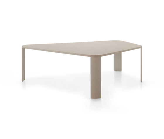 Bonnet Table | Mesas comedor | MDF Italia