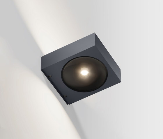 luci | Outdoor wall lights | IP44.DE