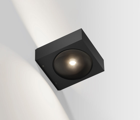 luci | Outdoor wall lights | IP44.DE