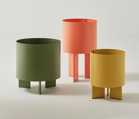 Croma planters | Plant pots | Systemtronic