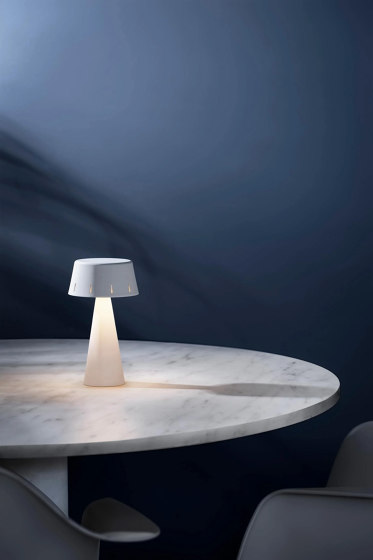 Makà | Luminaires de table | OLEV