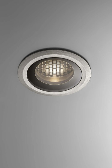 Maxi Dot Down Light | Lampade soffitto incasso | OLEV