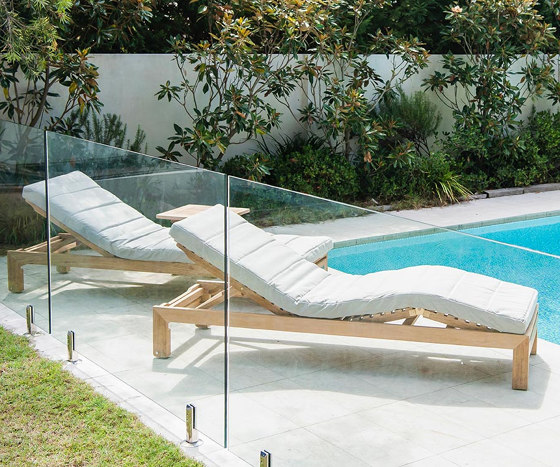 Azure Teak Lounger | Bains de soleil | Design Pergola