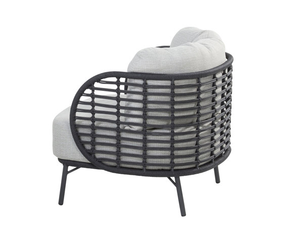 Elton Living Chair | Fauteuils | Design Pergola