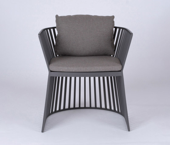 Lulu Dining Armchair | Sessel | Design Pergola