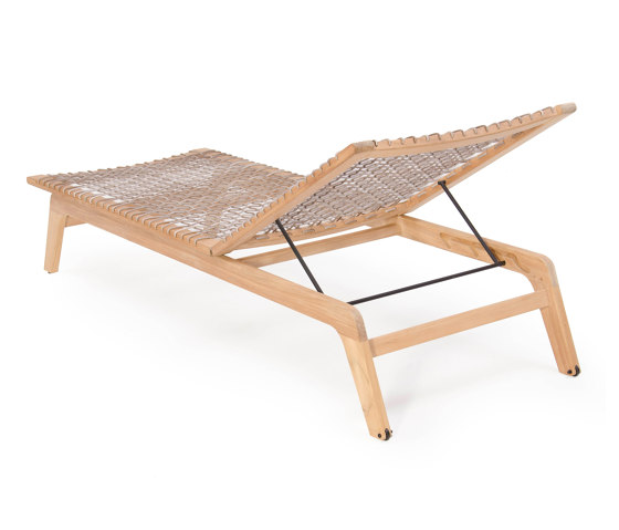 Ora Lounger | Sun loungers | Design Pergola