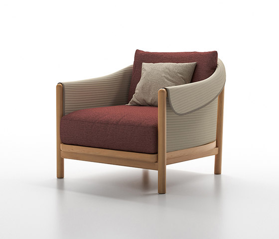 Selina Club Armchair | Armchairs | Design Pergola